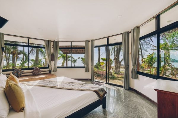 Beachfront-Bungalow